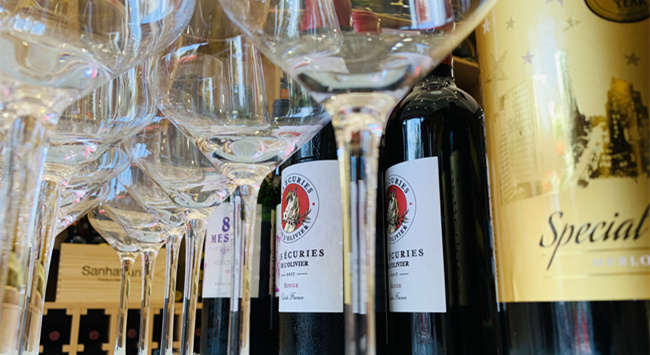 投資進口紅酒批發(fā)生意賺不賺錢 投資進口紅酒批發(fā)生意賺不賺錢