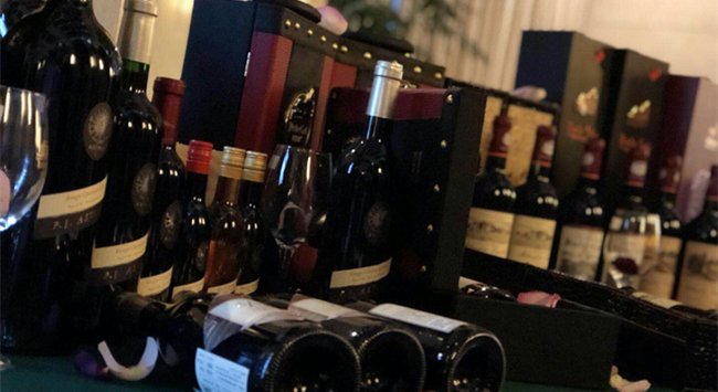 做紅酒批發(fā)加盟生意賺錢(qián)嗎